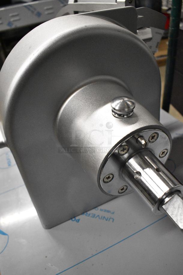 BRAND NEW SCRATCH AND DENT! Metal Commercial Pelican Head w/ Grating Blade. - Image 4 of 4