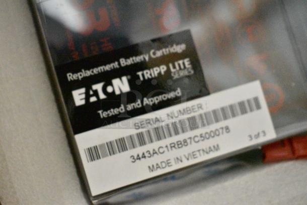 2 BRAND NEW SCRATCH AND DENT! Eaton RBC5-192 Tripp Lite series 4U UPS Replacement 192VDC Battery Cartridge (1 Set of 16) for Select SmartOnline UPS. 2 Times Your Bid! - Image 5 of 10