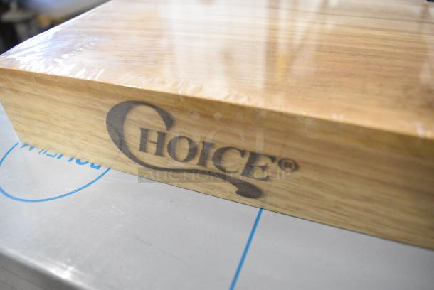 3 BRAND NEW SCRATCH AND DENT! Choice 407WCB2015 20" x 15" x 1 3/4" Wood Cutting Board with Squared Edges. 3 Times Your Bid! - Image 4 of 6