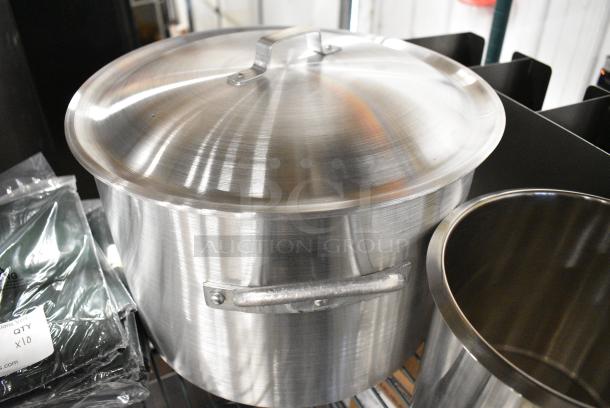 3 BRAND NEW SCRATCH AND DENT! Items Including 1761QBUB Choice 1 Qt. Backup Container with Brown Cap, Metal Stock Pot w Lid and Stainless Steel Cylindrical Bin. 3 Times Your Bid! - Image 5 of 5