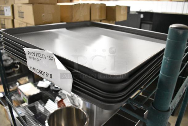 6 BRAND NEW SCRATCH AND DENT! American Metalcraft HCSQ1610 16" x 16" x 1" Hard Coat Aluminum Square Pizza Pan. 6 Times Your Bid! - Image 3 of 4