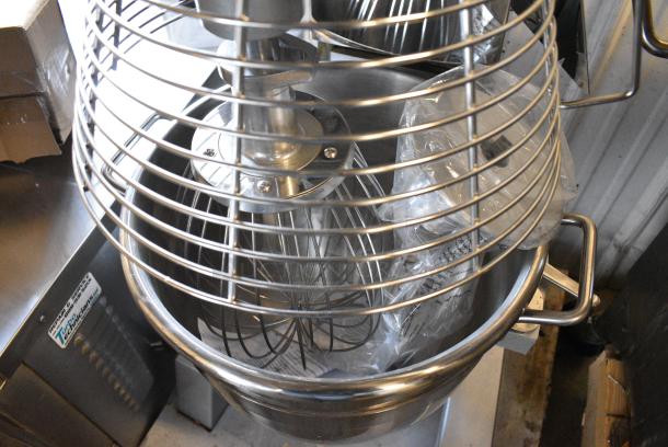 BRAND NEW SCRATCH AND DENT! 2024 PrepLine PHLM-30B-T Metal Commercial Floor Style 30 Quart Planetary Dough Mixer w/ Stainless Steel Mixing Bowl, Bowl Guard, Whisk and Paddle Attachments. 110 Volts, 1 Phase. Tested and Working! - Image 5 of 8