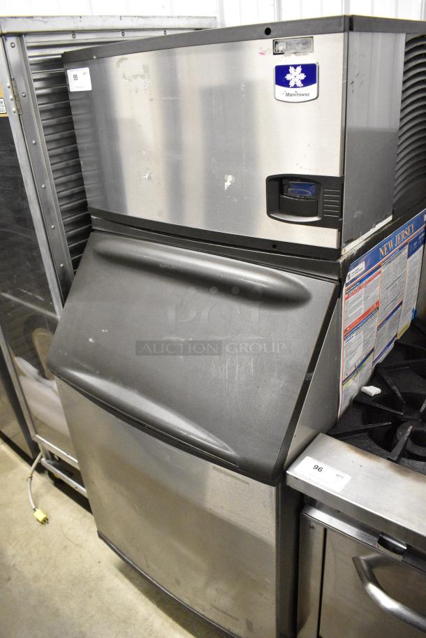 Manitowoc IY0304A-161 Stainless Steel Commercial Ice Head on Commercial Ice Bin. 115 Volts, 1 Phase. - Image 1 of 8