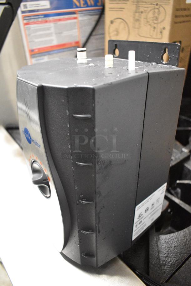 Insinkerator Instant Hot Water Tank. 115 Volts, 1 Phase. - Image 3 of 8