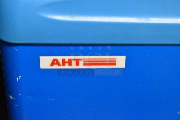 AHT Metal Commercial Chest Freezer Merchandiser. 115 Volts, 1 Phase. Tested and Working! - Image 2 of 5