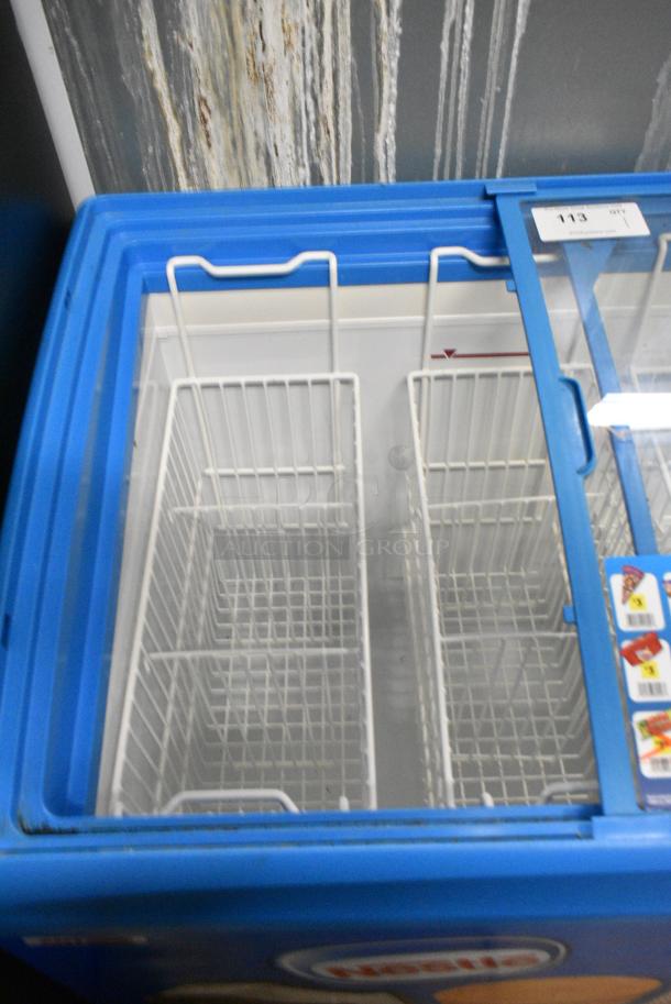 AHT Metal Commercial Chest Freezer Merchandiser. 115 Volts, 1 Phase. Tested and Working! - Image 4 of 5