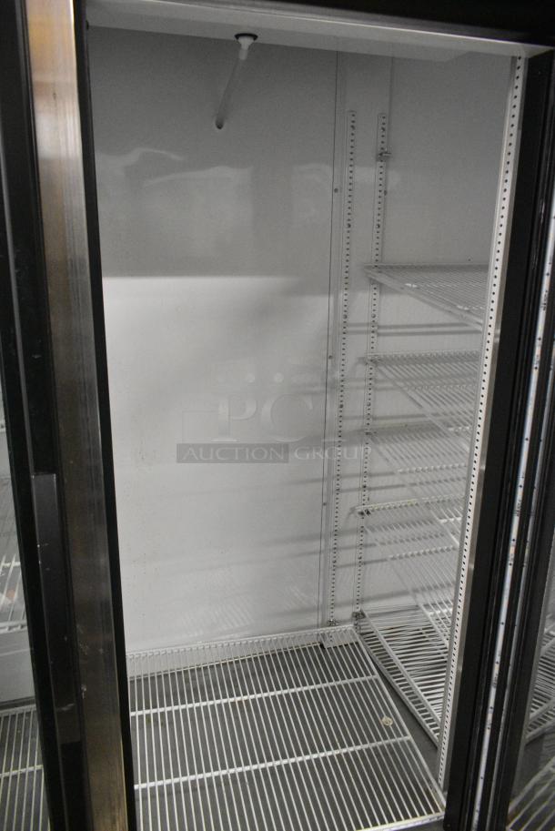 2016 True GDM-72-HC Metal Commercial 3 Door Reach In Cooler Merchandiser w/ Poly Coated Racks. 115 Volts, 1 Phase. Tested and Working! - Image 5 of 7