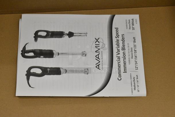 BRAND NEW SCRATCH AND DENT! AvaMix 928IBMD10 10" Medium-Duty Variable Speed Immersion Blender - 3/4 hp. 120 Volts, 1 Phase. - Image 3 of 9