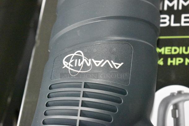 5 BRAND NEW SCRATCH AND DENT! AvaMix 928IBMD12 12" Medium-Duty Variable Speed Immersion Blender - 3/4 hp. 120 Volts, 1 Phase. 5 Times Your Bid! - Image 9 of 19