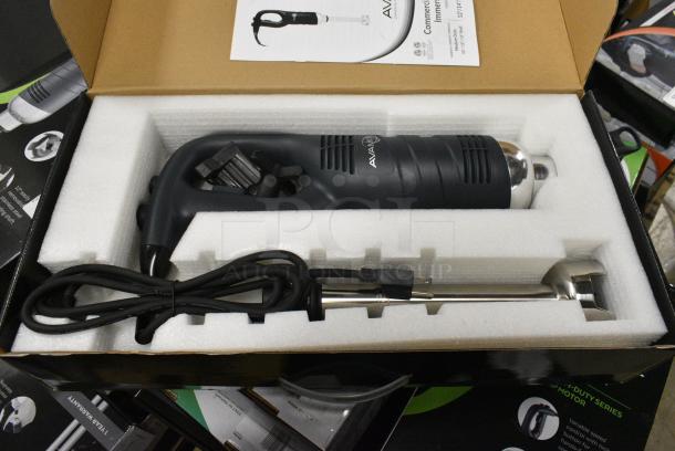 5 BRAND NEW SCRATCH AND DENT! AvaMix 928IBMD12 12" Medium-Duty Variable Speed Immersion Blender - 3/4 hp. 120 Volts, 1 Phase. 5 Times Your Bid! - Image 4 of 9