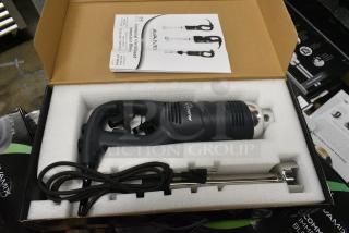 3 BRAND NEW SCRATCH AND DENT! AvaMix 928IBMD12 12" Medium-Duty Variable Speed Immersion Blender - 3/4 hp, AvaMix 928IBMD16 16" Medium-Duty Variable Speed Immersion Blender - 3/4 hp. 120 Volts, 1 Phase. 3 Times Your Bid!