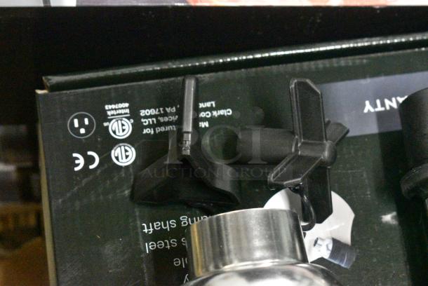4 BRAND NEW SCRATCH AND DENT! AvaMix 928IBMD16 16" Medium-Duty Variable Speed Immersion Blender - 3/4 hp. 120 Volts, 1 Phase. 4 Times Your Bid! - Image 6 of 9