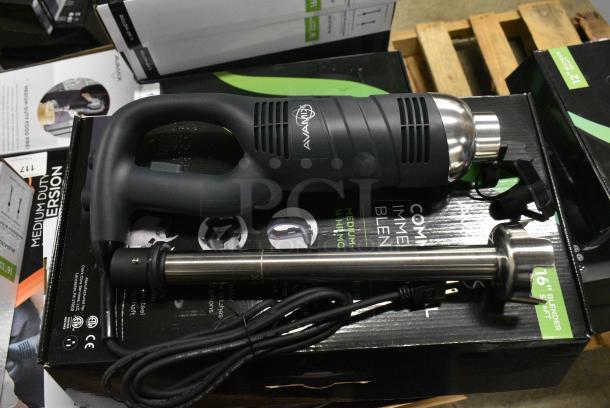 3 BRAND NEW SCRATCH AND DENT! AvaMix 928IBMD16 16" Medium-Duty Variable Speed Immersion Blender - 3/4 hp. 120 Volts, 1 Phase. 3 Times Your Bid! - Image 5 of 9