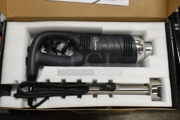 3 BRAND NEW SCRATCH AND DENT! AvaMix 928IBMD16 16" Medium-Duty Variable Speed Immersion Blender - 3/4 hp. 120 Volts, 1 Phase. 3 Times Your Bid! - Image 4 of 9