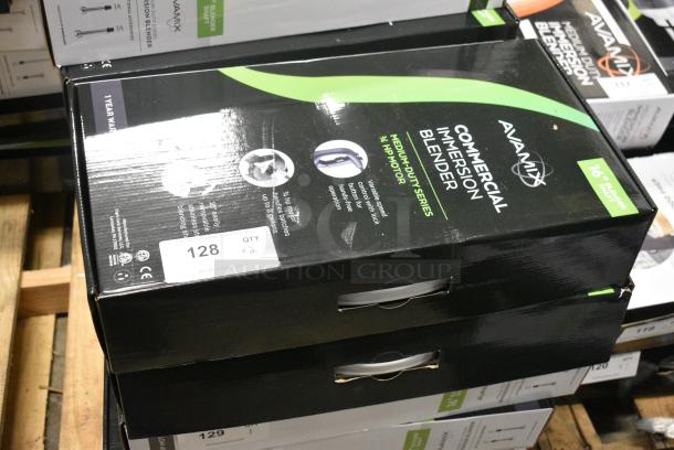 2 BRAND NEW SCRATCH AND DENT! AvaMix 928IBMD16 16" Medium-Duty Variable Speed Immersion Blender - 3/4 hp. 120 Volts, 1 Phase. 2 Times Your Bid! - Image 2 of 9