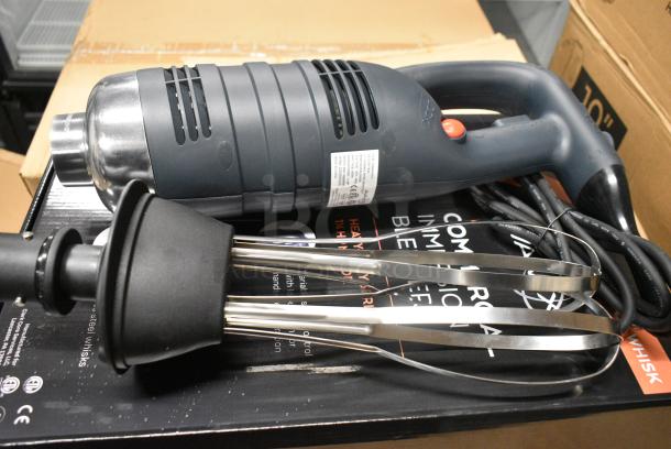 5 BRAND NEW SCRATCH AND DENT! AvaMix 928IBHDW10 Heavy-Duty Variable Speed Immersion Blender with 10" Whisk - 1 1/4 hp. 120 Volts, 1 Phase. 5 Times Your Bid! - Image 6 of 12