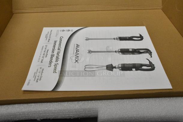 5 BRAND NEW SCRATCH AND DENT! AvaMix 928IBHDW10 Heavy-Duty Variable Speed Immersion Blender with 10" Whisk - 1 1/4 hp. 120 Volts, 1 Phase. 5 Times Your Bid! - Image 3 of 12