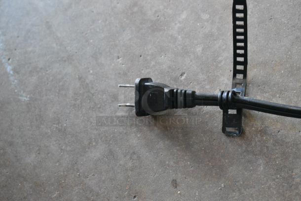 Cuisinart CPT-180 Metal Countertop 4 Slot Toaster. 120 Volts, 1 Phase. - Image 6 of 7