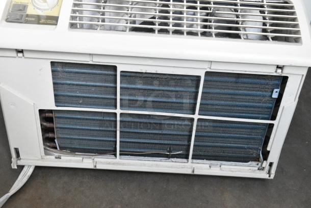 2 LG LW6017R/GoldStar Window Mounted Air Conditioners. 115 Volts, 1 Phase. 2 Times Your Bid! Tested and Working! - Image 4 of 16