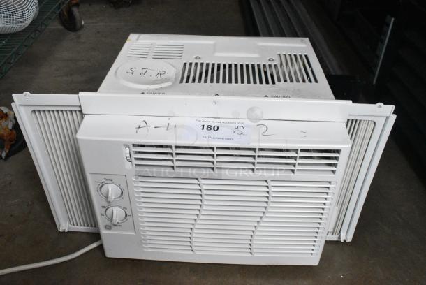 2 General Electric AEL05LXQ1 / CoazstAir CEW081CCS Window Mounted Air Conditioners. 115 Volts, 1 Phase. 2 Times Your Bid! Tested and Working! - Image 3 of 16