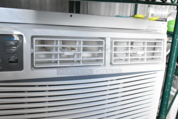 2 General Electric AEL05LXQ1 / CoazstAir CEW081CCS Window Mounted Air Conditioners. 115 Volts, 1 Phase. 2 Times Your Bid! Tested and Working! - Image 12 of 16