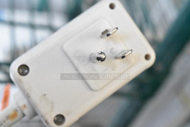 2 General Electric AEL05LXQ1 / CoazstAir CEW081CCS Window Mounted Air Conditioners. 115 Volts, 1 Phase. 2 Times Your Bid! Tested and Working! - Image 14 of 16