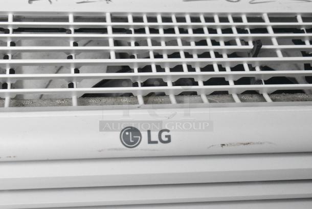 2 LG LW6017R / General Electric AEL06LVQ2 Window Mounted Air Conditioners. 115 Volts, 1 Phase. 2 Times Your Bid! Tested and Working! - Image 4 of 12