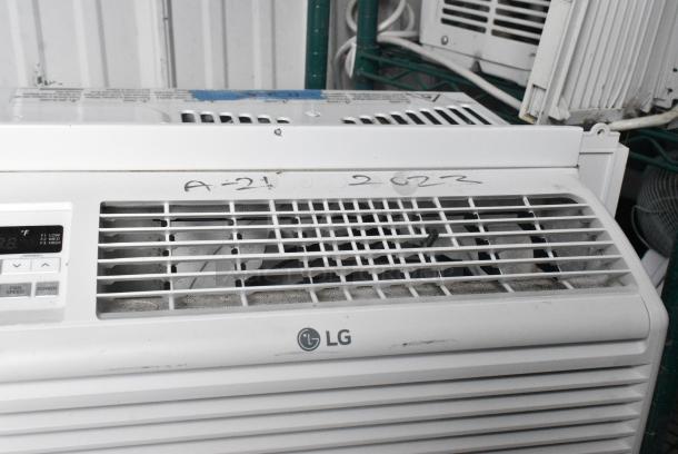 2 LG LW6017R / General Electric AEL06LVQ2 Window Mounted Air Conditioners. 115 Volts, 1 Phase. 2 Times Your Bid! Tested and Working! - Image 6 of 12