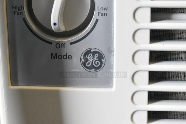2 General Electric AEL05LVL1 / LG LW6017R Window Mounted Air Conditioners. 115 Volts, 1 Phase. 2 Times Your Bid! Tested and Working! - Image 6 of 12