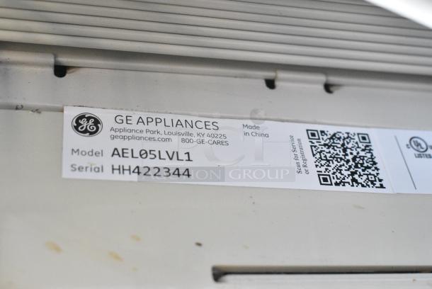 2 General Electric AEL05LVL1 / LG LW6017R Window Mounted Air Conditioners. 115 Volts, 1 Phase. 2 Times Your Bid! Tested and Working! - Image 7 of 12