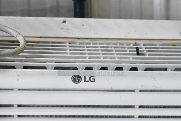 2 General Electric AEL05LVL1 / LG LW6017R Window Mounted Air Conditioners. 115 Volts, 1 Phase. 2 Times Your Bid! Tested and Working! - Image 10 of 12