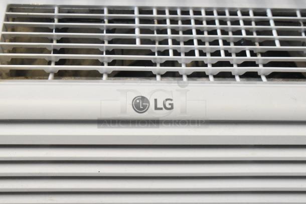 2 LG LW6017R / General Electric AHTC05AAQ2 Window Mounted Air Conditioners. 115 Volts, 1 Phase. 2 Times Your Bid! Tested and Working! - Image 4 of 14