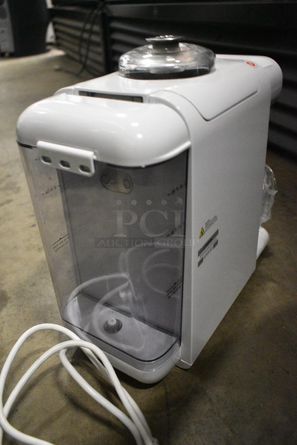 Chefwave CW-NMM Milkmade Non-Dairy Milk Maker with 6 Plant-Based Programs. 120 Volts, 1 Phase. - Image 5 of 7