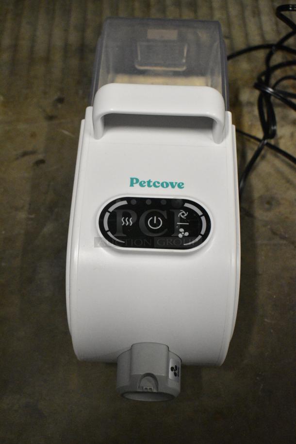 IN ORIGINAL BOX! Petcove PC-FRFLFF-WHT FurrFluff Pet Grooming & Vacuum Kit - Image 7 of 11