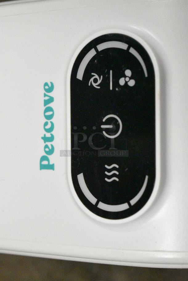 IN ORIGINAL BOX! Petcove PC-FRFLFF-WHT FurrFluff Pet Grooming & Vacuum Kit - Image 8 of 11