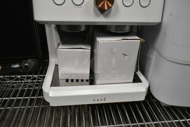 Cafe C7CESAS4R1W3 Bellissimo Semi Automatic Espresso Machine + Milk Frother. 120 Volts, 1 Phase. - Image 3 of 10