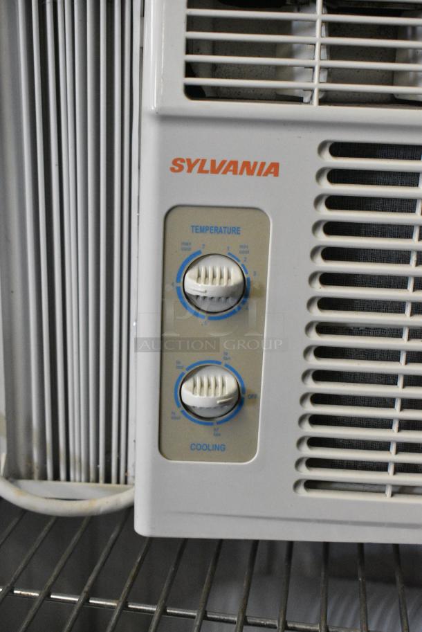 2 CoastAir CMW051A / Sylvania SYL-05CM Window Mount Air Conditioner. 115 Volts, 1 Phase. 2 Times Your Bid! Tested and Working! - Image 5 of 11