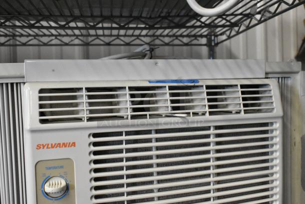 2 CoastAir CMW051A / Sylvania SYL-05CM Window Mount Air Conditioner. 115 Volts, 1 Phase. 2 Times Your Bid! Tested and Working! - Image 6 of 11