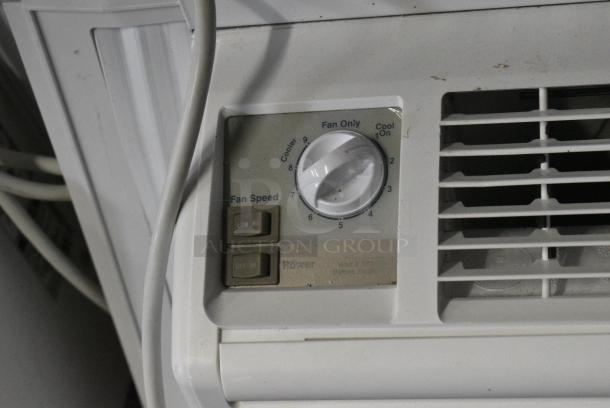 2 LG LW5016 Window Mount Air Conditioner. 115 Volts, 1 Phase. 2 Times Your Bid! Tested and Working! - Image 4 of 12