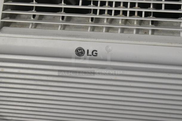 2 LG LW5016 Window Mount Air Conditioner. 115 Volts, 1 Phase. 2 Times Your Bid! Tested and Working! - Image 9 of 12