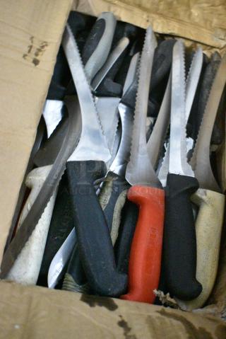 75 SHARPENED Stainless Steel Knives Including Serrated Bread Knife. 75 Times Your Bid!