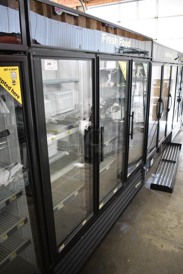 True GDM-72 Metal Commercial 3 Door Reach In Cooler Merchandiser w/ Poly Coated Racks. 115 Volts, 1 Phase. Tested and Working! - Image 2 of 9
