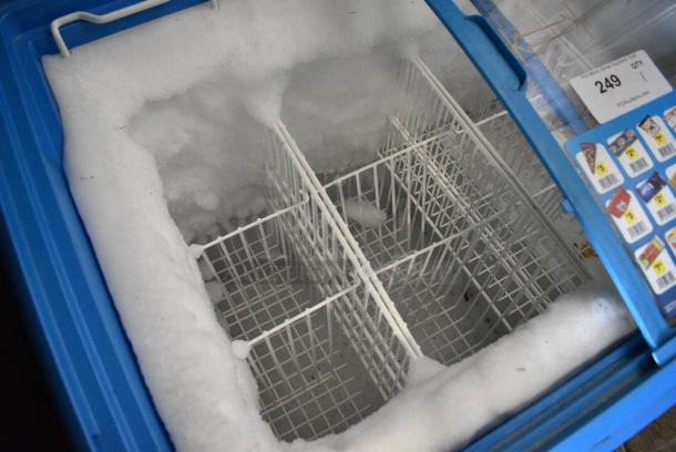 AHT RIO S 100 Metal Commercial Chest Freezer Merchandiser on Commercial Casters. See Pictures for Broken Glass. 115 Volts, 1 Phase. Tested and Working! - Image 2 of 8