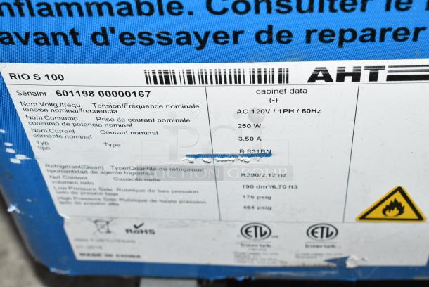 AHT RIO S 100 Metal Commercial Chest Freezer Merchandiser on Commercial Casters. See Pictures for Broken Glass. 115 Volts, 1 Phase. Tested and Working! - Image 4 of 8