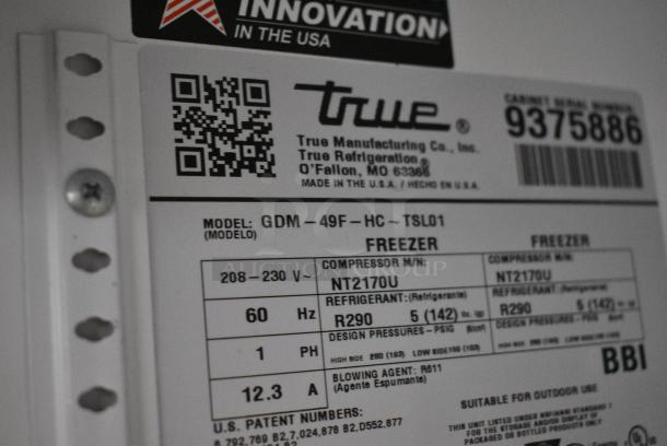 2018 True GDM-49F-HC Metal Commercial 2 Door Reach In Freezer Merchandiser. 115/208-230 Volts, 1 Phase. Tested and Working! - Image 8 of 9