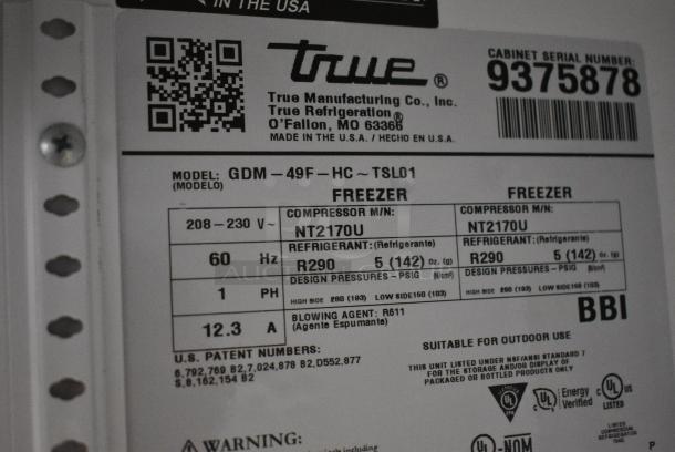 2018 True GDM-49F-HC Metal Commercial 2 Door Reach In Freezer Merchandiser. 115/208-230 Volts, 1 Phase. Tested and Working! - Image 9 of 11