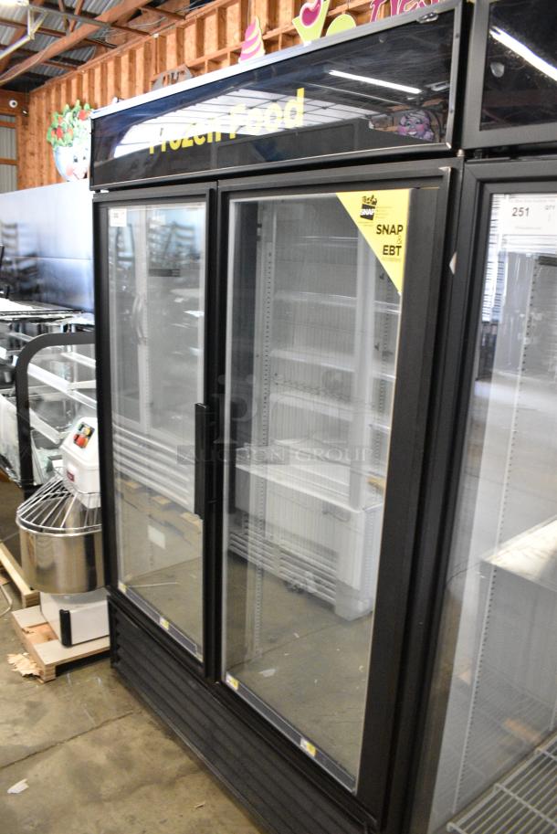 2018 True GDM-49F Metal Commercial 2 Door Reach In Freezer Merchandiser. 115/208-230 Volts, 1 Phase. Tested and Working! - Image 3 of 11