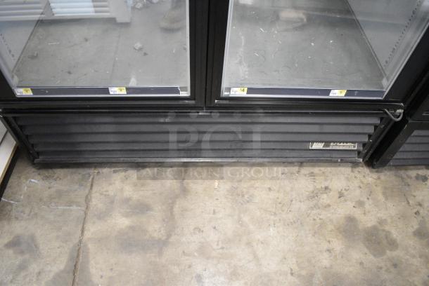 2018 True GDM-49F Metal Commercial 2 Door Reach In Freezer Merchandiser. 115/208-230 Volts, 1 Phase. Tested and Working! - Image 5 of 11