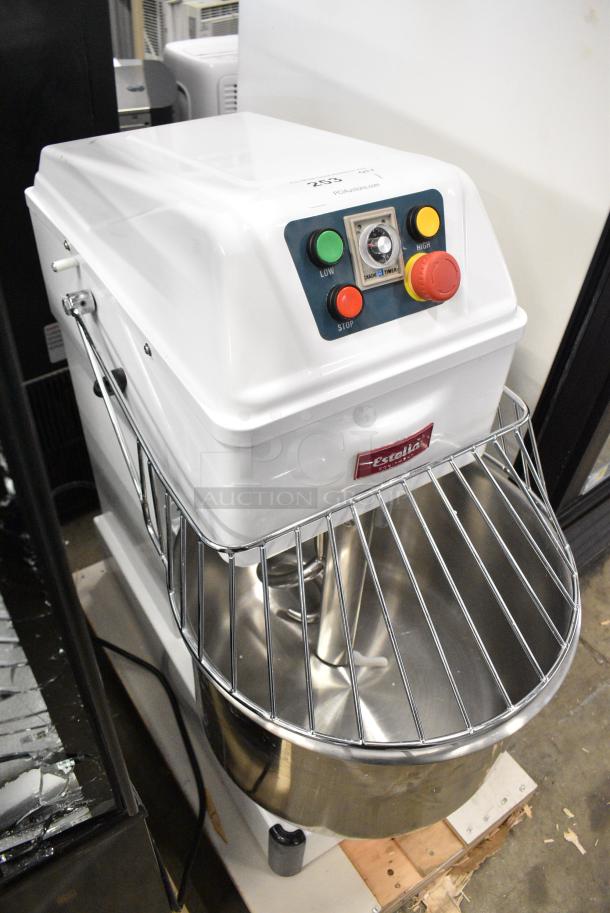 BRAND NEW SCRATCH AND DENT! Estella 348SM30 Metal Commercial 30 Qt. / 42 lb. Two-Speed Spiral Dough Mixer w/ Stainless Steel Mixing Bowl, Bowl Guard and Dough Hook Attachment. 120 Volts, 1 Phase. Tested and Powers On But Parts Do Not Move - Image 3 of 10