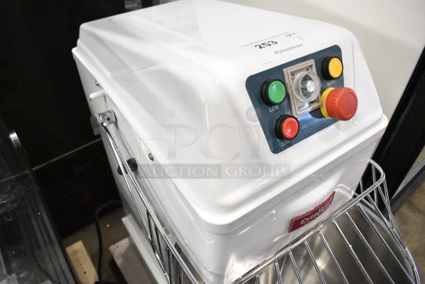 BRAND NEW SCRATCH AND DENT! Estella 348SM30 Metal Commercial 30 Qt. / 42 lb. Two-Speed Spiral Dough Mixer w/ Stainless Steel Mixing Bowl, Bowl Guard and Dough Hook Attachment. 120 Volts, 1 Phase. Tested and Powers On But Parts Do Not Move - Image 6 of 10